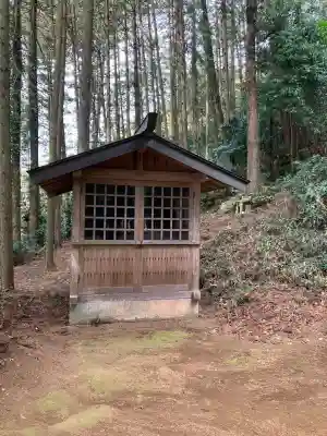 金枝温泉神社の{uncategorized: "未分類", other: "その他", undefined: "問題あり", building: "その他建物", grave: "お墓", sacred_gate: "鳥居", guardian: "狛犬", statue: "像", buddha: "仏像", history: "歴史", nature: "自然", garden: "庭園", animal: "動物", pagoda: "塔", temizu: "手水舎", mountain_gate: "山門・神門", sanctuary: "本殿・本堂", subordinate: "末社・摂社", art: "芸術", scenery: "景色", jizo: "地蔵", ema: "絵馬", goshuin: "御朱印", omikuji: "おみくじ", items: "授与品その他", amulet: "お守り", goshuincho: "御朱印帳", eats: "食事", festival: "お祭り", votive_dance: "神楽", shichigosan: "七五三参", wedding: "結婚式", experience: "体験その他", initially: "初詣", around: "周辺", anti_infection: "感染症対策"}