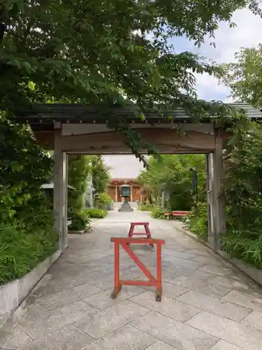 祥泉院の山門・神門