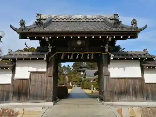 養学院の山門・神門