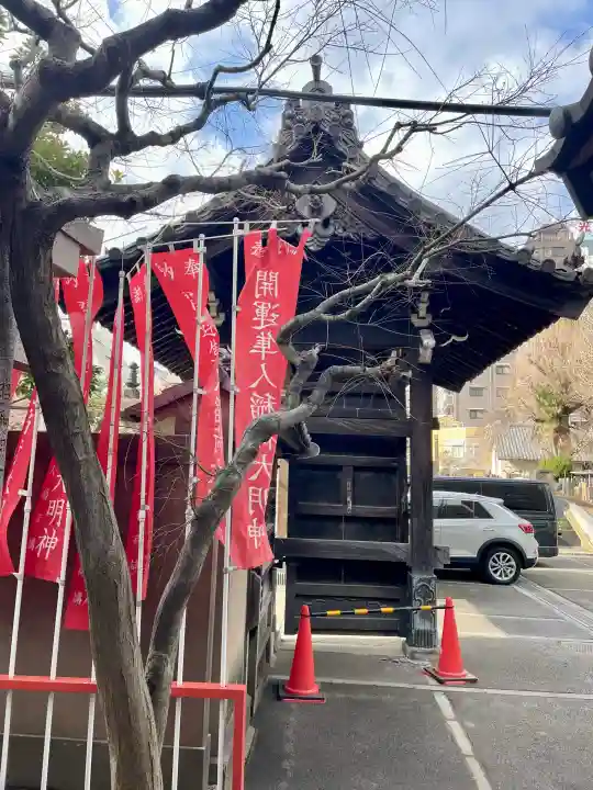 隼人稲荷神社の{uncategorized: "未分類", other: "その他", undefined: "問題あり", building: "その他建物", grave: "お墓", sacred_gate: "鳥居", guardian: "狛犬", statue: "像", buddha: "仏像", history: "歴史", nature: "自然", garden: "庭園", animal: "動物", pagoda: "塔", temizu: "手水舎", mountain_gate: "山門・神門", sanctuary: "本殿・本堂", subordinate: "末社・摂社", art: "芸術", scenery: "景色", jizo: "地蔵", ema: "絵馬", goshuin: "御朱印", omikuji: "おみくじ", items: "授与品その他", amulet: "お守り", goshuincho: "御朱印帳", eats: "食事", festival: "お祭り", votive_dance: "神楽", shichigosan: "七五三参", wedding: "結婚式", experience: "体験その他", initially: "初詣", around: "周辺", anti_infection: "感染症対策"}
