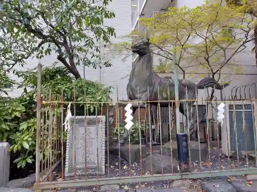 御幸森天神宮の{uncategorized: "未分類", other: "その他", undefined: "問題あり", building: "その他建物", grave: "お墓", sacred_gate: "鳥居", guardian: "狛犬", statue: "像", buddha: "仏像", history: "歴史", nature: "自然", garden: "庭園", animal: "動物", pagoda: "塔", temizu: "手水舎", mountain_gate: "山門・神門", sanctuary: "本殿・本堂", subordinate: "末社・摂社", art: "芸術", scenery: "景色", jizo: "地蔵", ema: "絵馬", goshuin: "御朱印", omikuji: "おみくじ", items: "授与品その他", amulet: "お守り", goshuincho: "御朱印帳", eats: "食事", festival: "お祭り", votive_dance: "神楽", shichigosan: "七五三参", wedding: "結婚式", experience: "体験その他", initially: "初詣", around: "周辺", anti_infection: "感染症対策"}