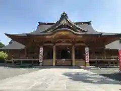 富知六所浅間神社の本殿