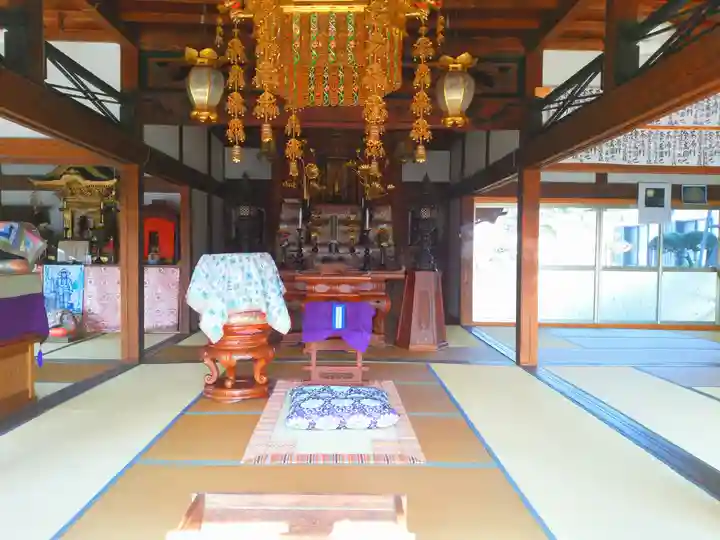 善法寺の本殿・本堂