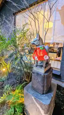 五十稲荷神社(栄寿稲荷神社)の狛犬