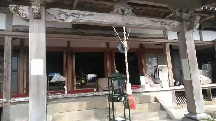 長安寺の本殿・本堂