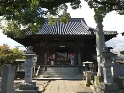 一宮寺の本殿・本堂
