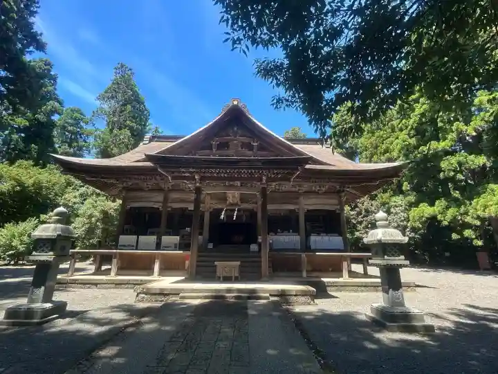 埴生護國八幡宮の{uncategorized: "未分類", other: "その他", undefined: "問題あり", building: "その他建物", grave: "お墓", sacred_gate: "鳥居", guardian: "狛犬", statue: "像", buddha: "仏像", history: "歴史", nature: "自然", garden: "庭園", animal: "動物", pagoda: "塔", temizu: "手水舎", mountain_gate: "山門・神門", sanctuary: "本殿・本堂", subordinate: "末社・摂社", art: "芸術", scenery: "景色", jizo: "地蔵", ema: "絵馬", goshuin: "御朱印", omikuji: "おみくじ", items: "授与品その他", amulet: "お守り", goshuincho: "御朱印帳", eats: "食事", festival: "お祭り", votive_dance: "神楽", shichigosan: "七五三参", wedding: "結婚式", experience: "体験その他", initially: "初詣", around: "周辺", anti_infection: "感染症対策"}