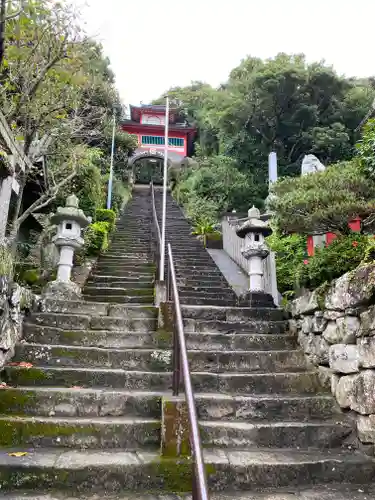 津照寺の山門・神門