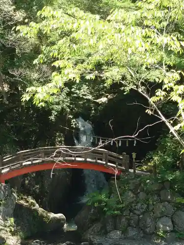 丹生川上神社（中社）(奈良県)