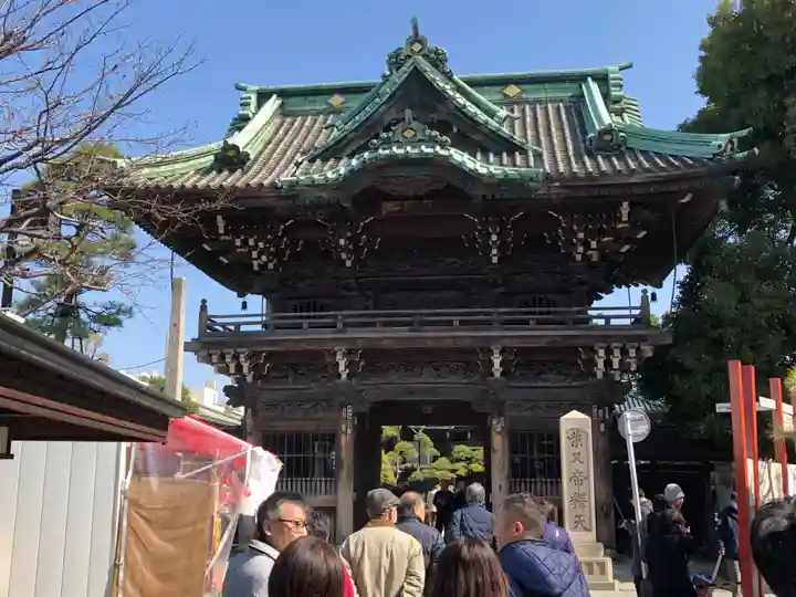 題経寺(柴又帝釈天)の山門・神門