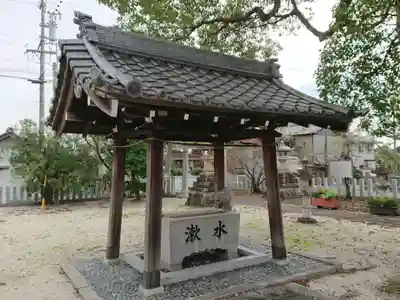 八幡神社（椋岡八幡神社）の手水舎