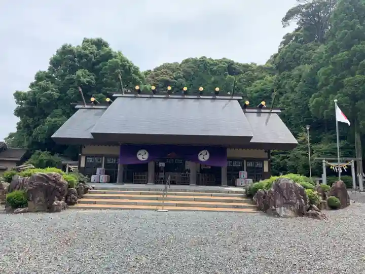 濱名惣社神明宮の本殿・本堂