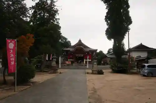 高尾神社の建物その他