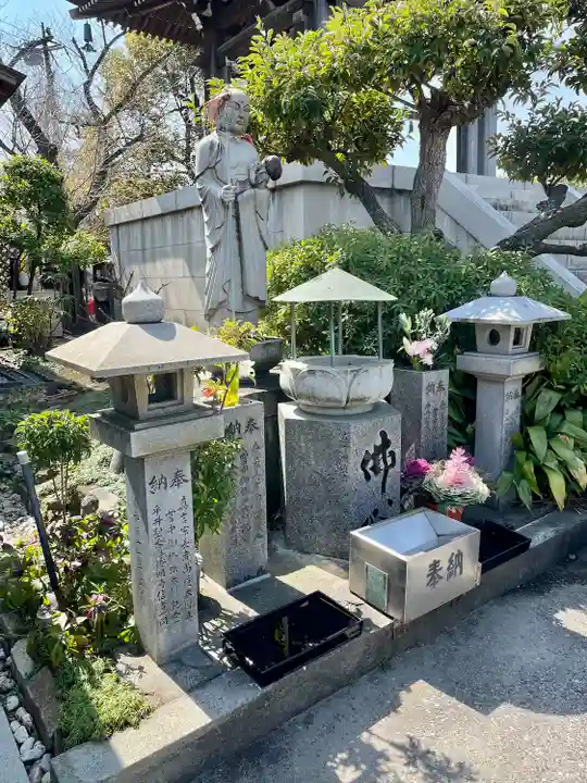 燈明寺(東京都)