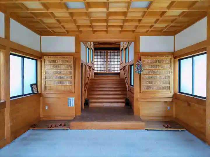 神明社(東町)の本殿・本堂