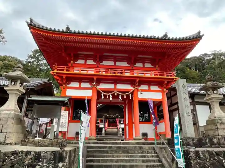 廣八幡宮の山門・神門