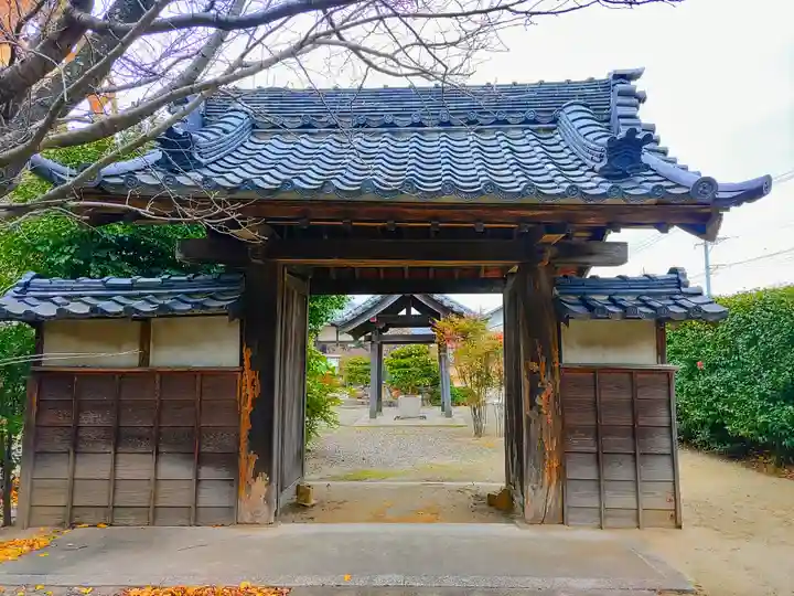 常福寺の山門・神門