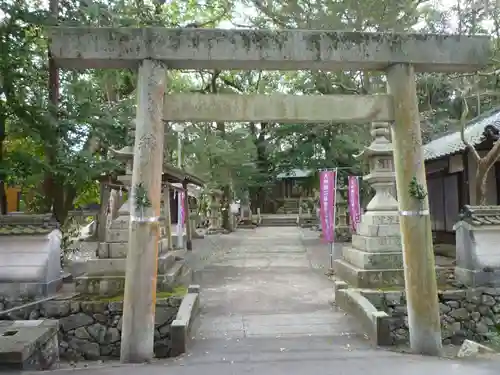 野志里神社の鳥居