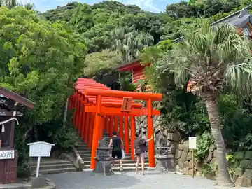 鵜戸稲荷神社の鳥居