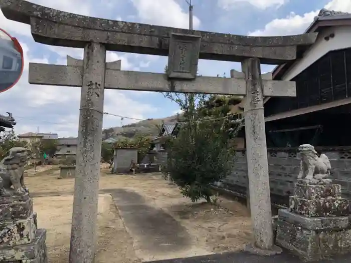 天村雲神社の鳥居