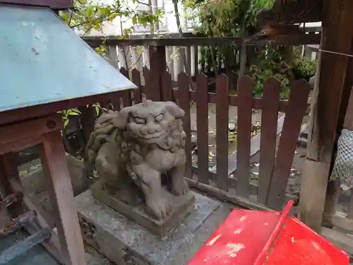 熊野神社の狛犬