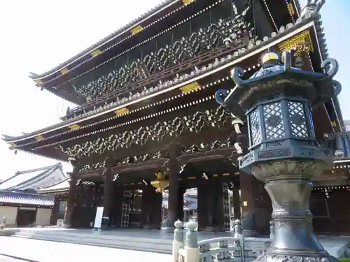 東本願寺（真宗本廟）の山門・神門