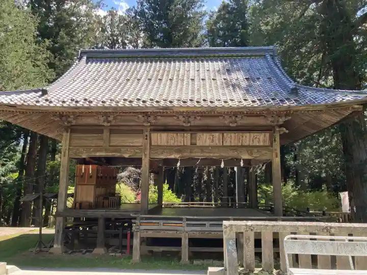 新海三社神社(長野県)