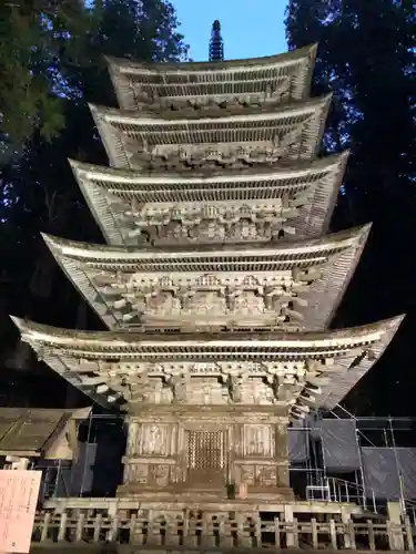 出羽神社(出羽三山神社)～三神合祭殿～の塔