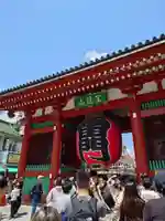 浅草寺の山門・神門