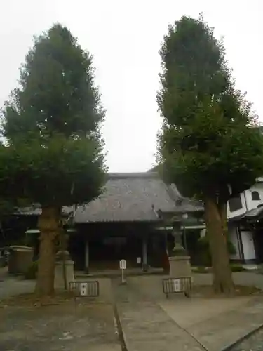 良長院の本殿・本堂