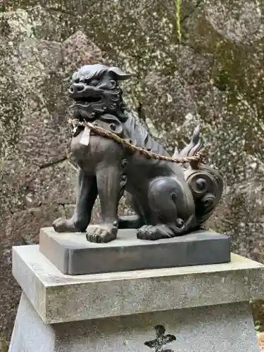 飛騨東照宮の狛犬