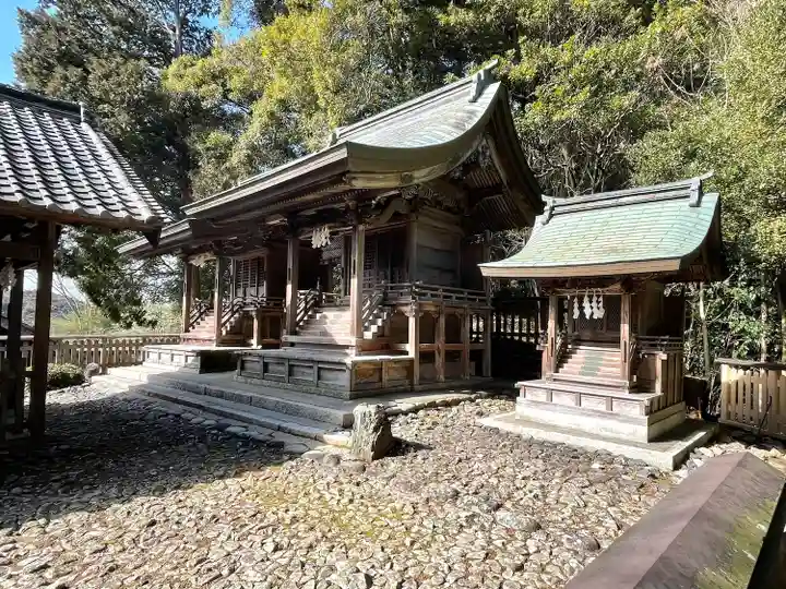 油日神社の本殿・本堂