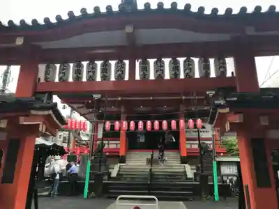 善國寺の山門・神門