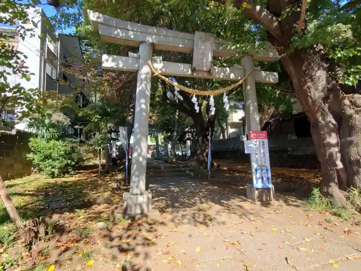 下高井戸八幡神社の鳥居