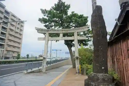 須衛都久神社の鳥居