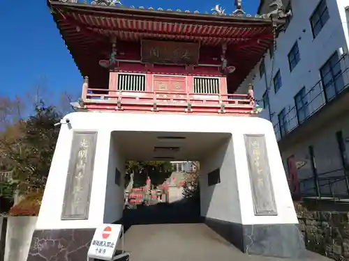 十楽寺の山門・神門