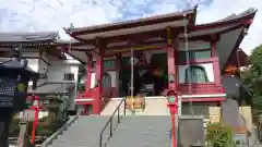 放生寺の本殿