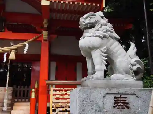 自由が丘熊野神社の狛犬