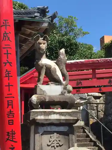 片田稲荷神社の狛犬