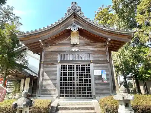 山部神社の本殿