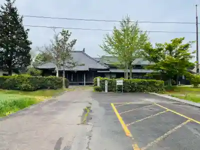 竜泉寺の{uncategorized: "未分類", other: "その他", undefined: "問題あり", building: "その他建物", grave: "お墓", sacred_gate: "鳥居", guardian: "狛犬", statue: "像", buddha: "仏像", history: "歴史", nature: "自然", garden: "庭園", animal: "動物", pagoda: "塔", temizu: "手水舎", mountain_gate: "山門・神門", sanctuary: "本殿・本堂", subordinate: "末社・摂社", art: "芸術", scenery: "景色", jizo: "地蔵", ema: "絵馬", goshuin: "御朱印", omikuji: "おみくじ", items: "授与品その他", amulet: "お守り", goshuincho: "御朱印帳", eats: "食事", festival: "お祭り", votive_dance: "神楽", shichigosan: "七五三参", wedding: "結婚式", experience: "体験その他", initially: "初詣", around: "周辺", anti_infection: "感染症対策"}