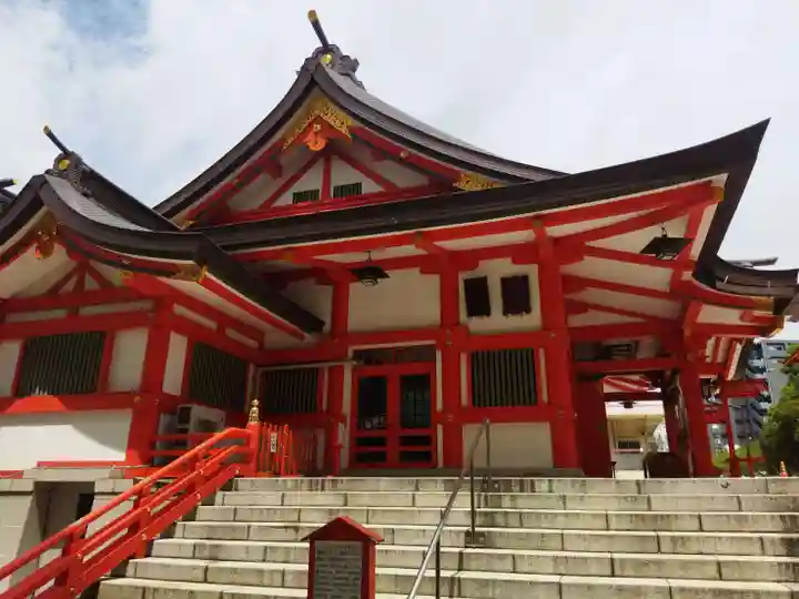 花園神社の本殿・本堂