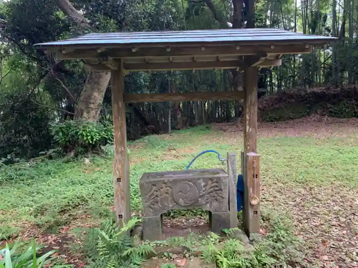 八坂山神社の手水舎