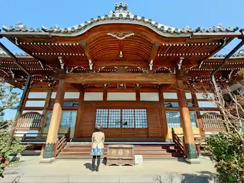齢延寺の本殿・本堂