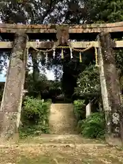 天山社の鳥居