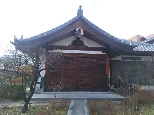 蓮花寺の{uncategorized: "未分類", other: "その他", undefined: "問題あり", building: "その他建物", grave: "お墓", sacred_gate: "鳥居", guardian: "狛犬", statue: "像", buddha: "仏像", history: "歴史", nature: "自然", garden: "庭園", animal: "動物", pagoda: "塔", temizu: "手水舎", mountain_gate: "山門・神門", sanctuary: "本殿・本堂", subordinate: "末社・摂社", art: "芸術", scenery: "景色", jizo: "地蔵", ema: "絵馬", goshuin: "御朱印", omikuji: "おみくじ", items: "授与品その他", amulet: "お守り", goshuincho: "御朱印帳", eats: "食事", festival: "お祭り", votive_dance: "神楽", shichigosan: "七五三参", wedding: "結婚式", experience: "体験その他", initially: "初詣", around: "周辺", anti_infection: "感染症対策"}