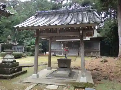 國庁裏神社の手水舎