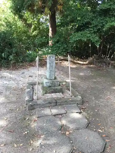 由貴神社の末社