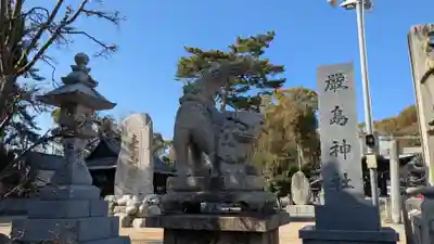 三津厳島神社の狛犬