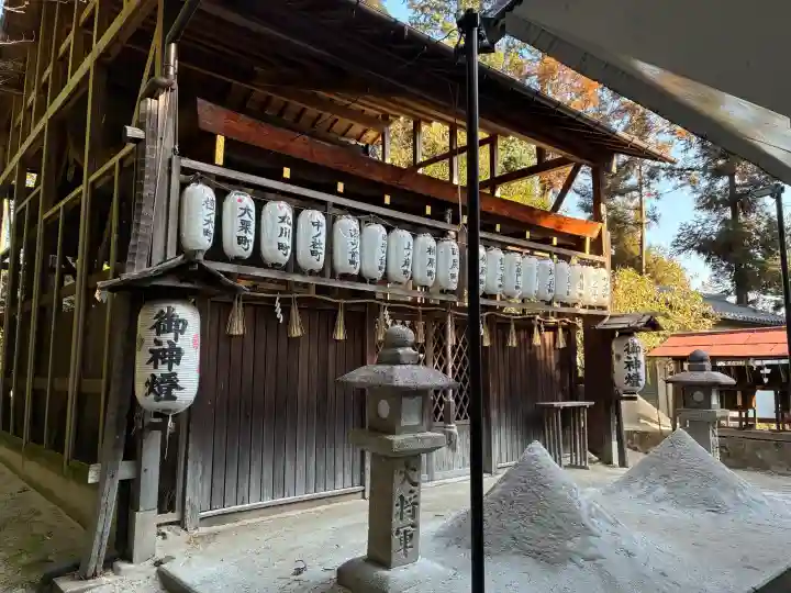 大將軍神社の{uncategorized: "未分類", other: "その他", undefined: "問題あり", building: "その他建物", grave: "お墓", sacred_gate: "鳥居", guardian: "狛犬", statue: "像", buddha: "仏像", history: "歴史", nature: "自然", garden: "庭園", animal: "動物", pagoda: "塔", temizu: "手水舎", mountain_gate: "山門・神門", sanctuary: "本殿・本堂", subordinate: "末社・摂社", art: "芸術", scenery: "景色", jizo: "地蔵", ema: "絵馬", goshuin: "御朱印", omikuji: "おみくじ", items: "授与品その他", amulet: "お守り", goshuincho: "御朱印帳", eats: "食事", festival: "お祭り", votive_dance: "神楽", shichigosan: "七五三参", wedding: "結婚式", experience: "体験その他", initially: "初詣", around: "周辺", anti_infection: "感染症対策"}